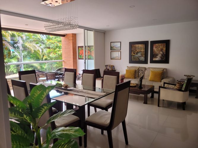 Apartamento en venta en Pance, Cali · foto 2 de 24