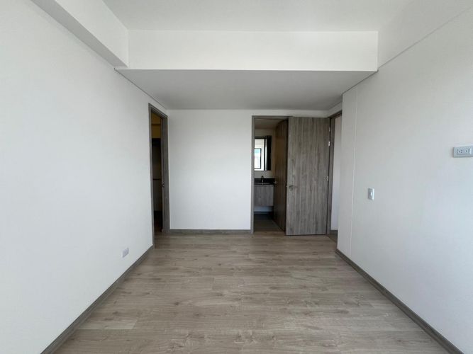 Apartamento de 2 alcobas en venta en Llano Grande, Rionegro, 64 m² · foto 10 de 11
