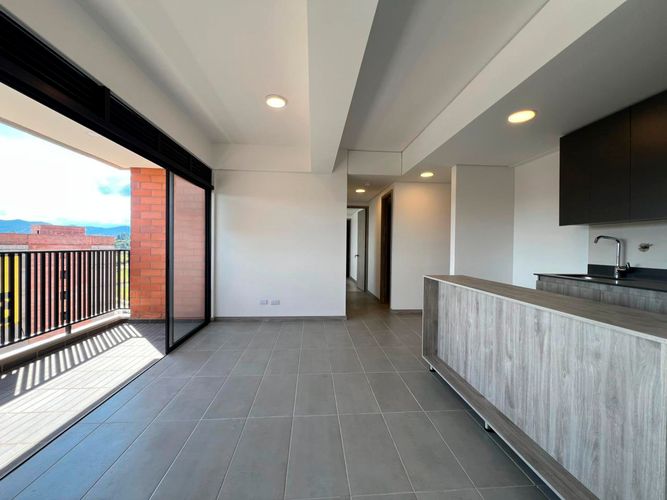 Apartamento de 2 alcobas en venta en Llano Grande, Rionegro, 64 m² · foto 2 de 11