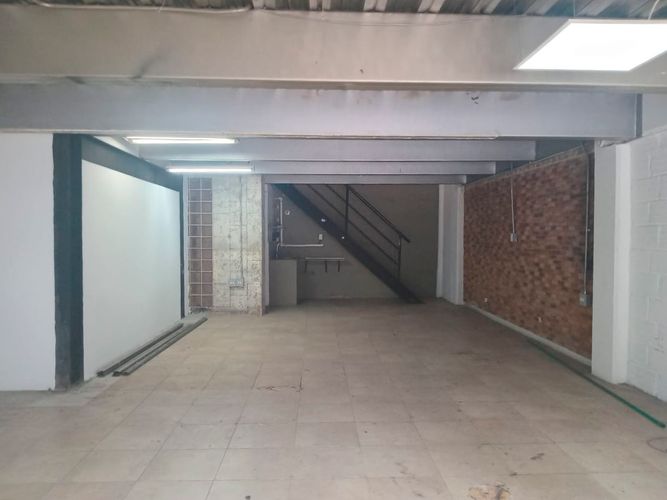 Local en arriendo en Laureles, Medellín, 275 m² · foto 5 de 17
