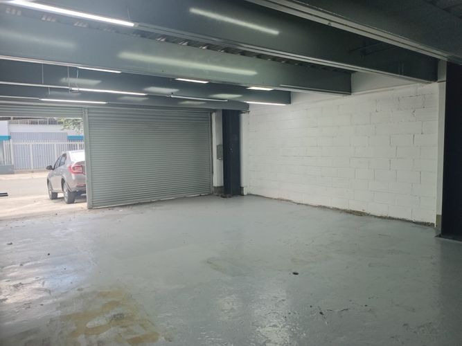 Local en arriendo en Laureles, Medellín, 140 m² · foto 3 de 9
