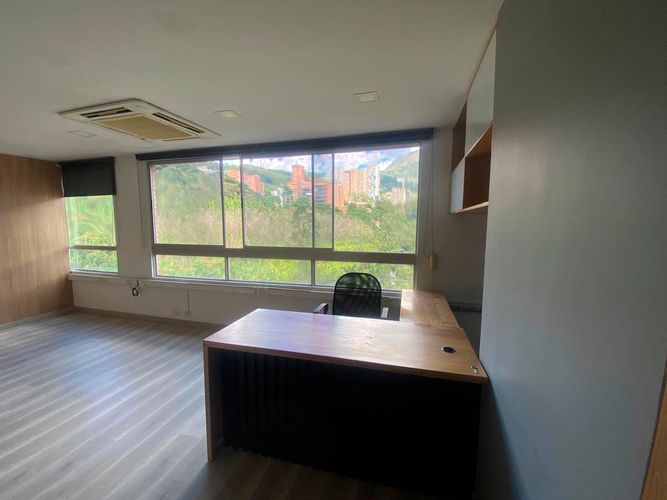 Oficina en venta en Las Palmas, Medellín, 115 m² · foto 5 de 13
