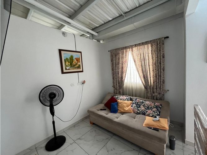 Apartamento de 2 alcobas en venta en Bochalema, Cali, 77 m² · foto 2 de 21