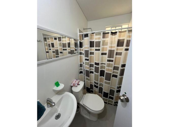 Apartamento de 2 alcobas en venta en Bochalema, Cali, 77 m² · foto 7 de 21