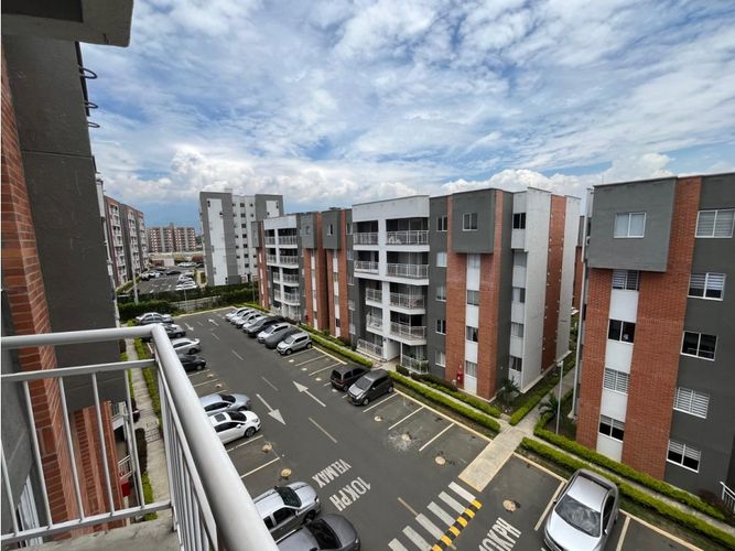 Apartamento de 2 alcobas en venta en Bochalema, Cali, 77 m² · foto 18 de 21