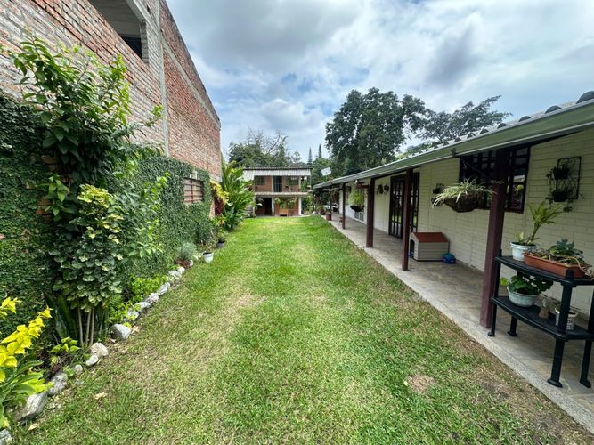 Casa de 11 alcobas en venta en Ayacucho - La Buitrera, Palmira, 1207 m² · foto 3 de 24