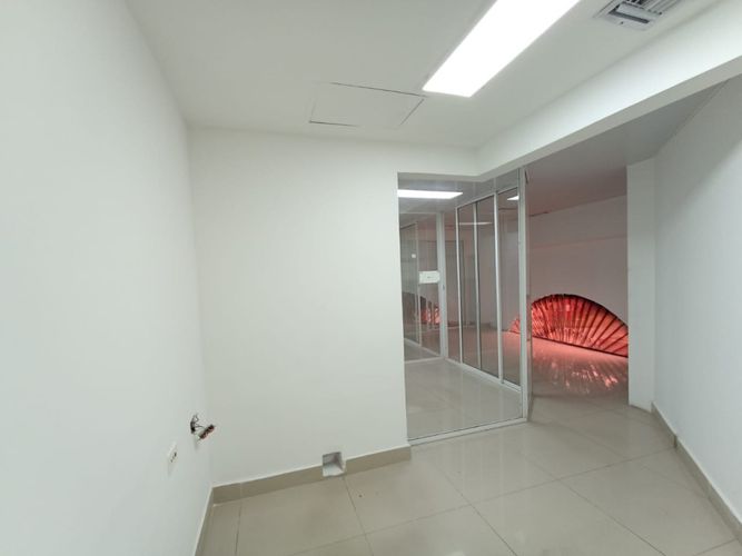 Local en venta en Ciudad Los Alamos, Cali, 38 m² · foto 15 de 18