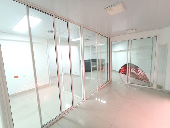 Local en venta en Ciudad Los Alamos, Cali, 38 m² · foto 16 de 18