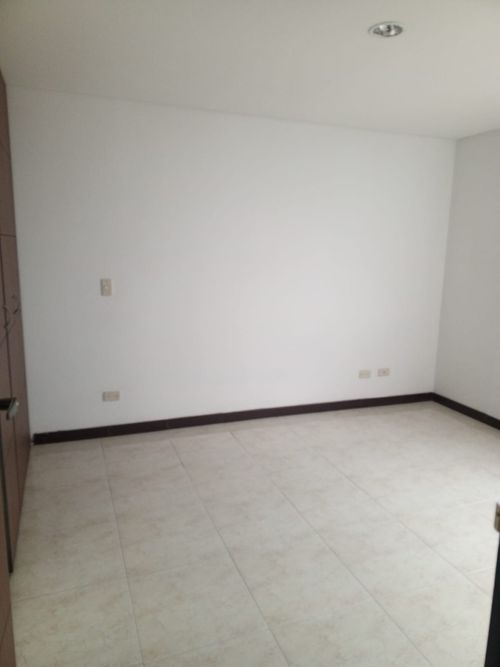 Apartamento de 3 alcobas en venta en Chipichape, Cali, 90 m² · foto 17 de 22