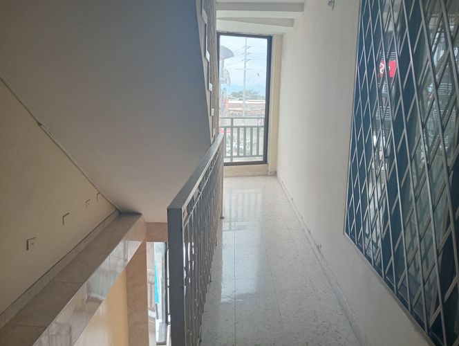 Casa de 9 alcobas en venta en Junin, Cali, 70 m² · foto 6 de 21