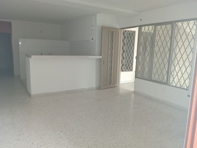 Casa de 9 alcobas en venta en Junin, Cali, 70 m² · foto 11 de 21
