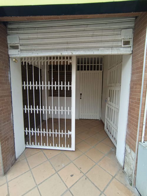 Local en arriendo en Villa Colombia, Cali, 200 m² · foto 2 de 23
