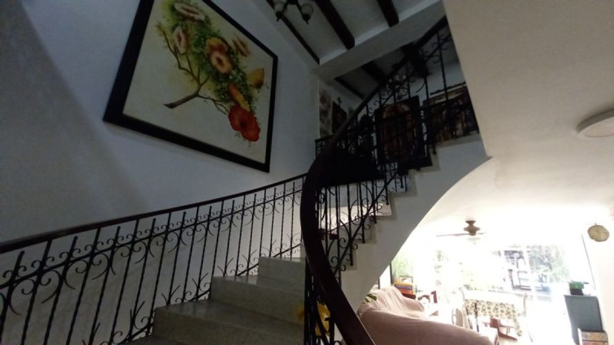 Casa de 4 alcobas en venta en La Flora, Cali, 338 m² · foto 13 de 24