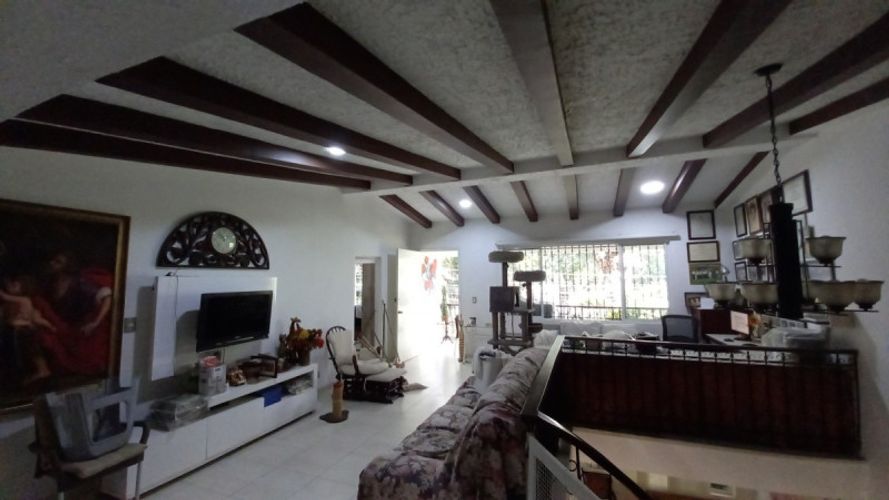 Casa de 4 alcobas en venta en La Flora, Cali, 338 m² · foto 14 de 24