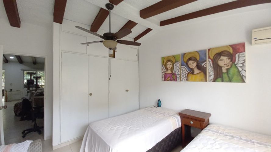 Casa de 4 alcobas en venta en La Flora, Cali, 338 m² · foto 16 de 24