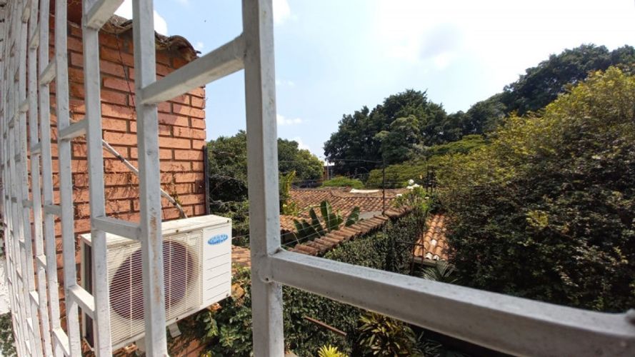 Casa de 4 alcobas en venta en La Flora, Cali, 338 m² · foto 17 de 24
