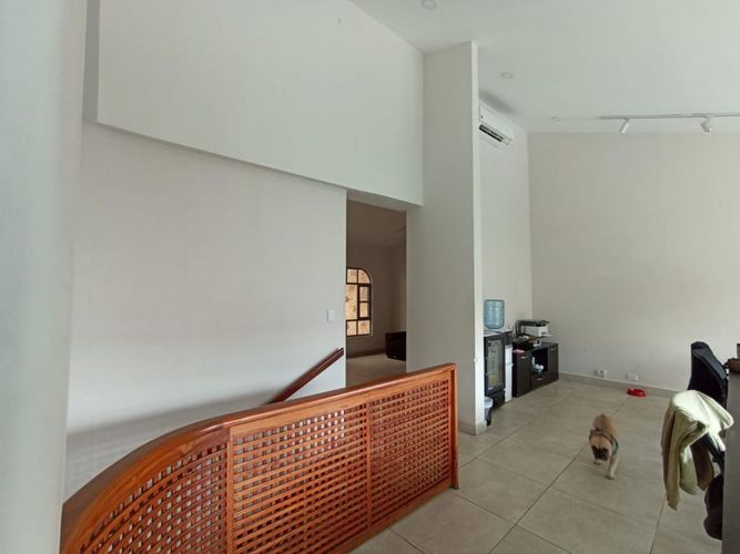 Casa de 4 alcobas en venta en Santa Monica, Cali, 220 m² · foto 2 de 24