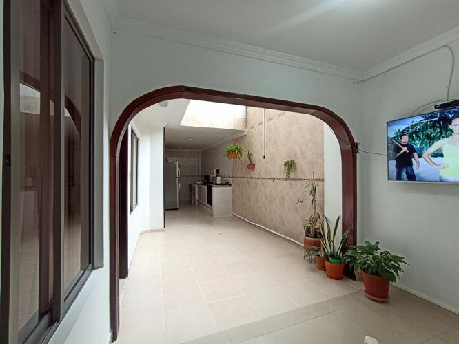 Casa de 9 alcobas en venta en Las Ceibas, Cali, 114 m² · foto 5 de 24