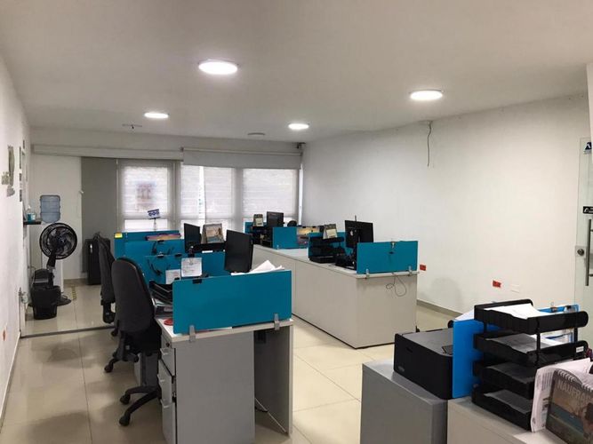 Casa de 7 alcobas en venta en San Vicente, Cali, 270 m² · foto 16 de 24