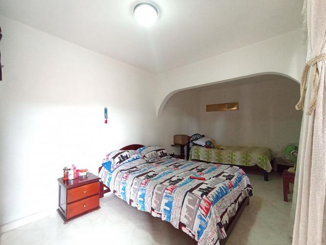 Casa de 9 alcobas en venta en Las Ceibas, Cali, 114 m² · foto 17 de 24