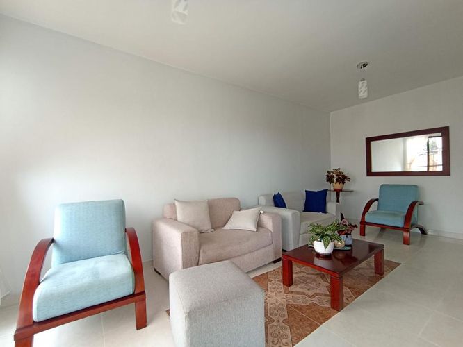 Casa de 9 alcobas en venta en Las Ceibas, Cali, 114 m² · foto 21 de 24