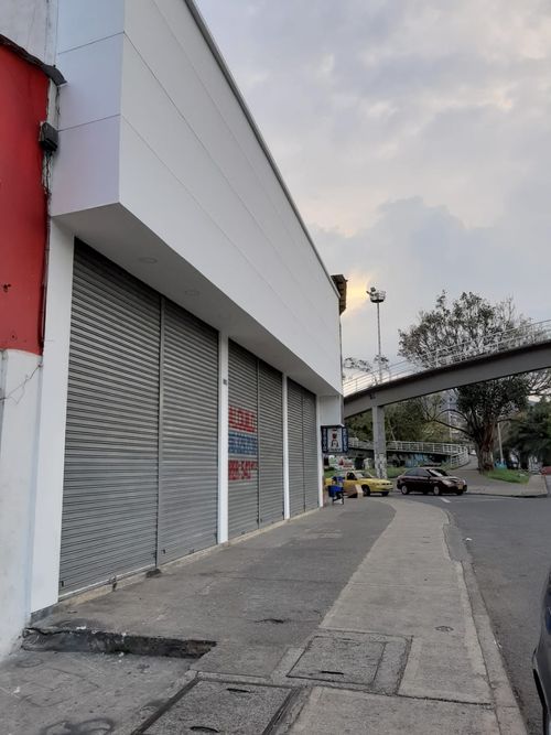 Local en venta en Santa Rosa, Cali, 543 m² · foto 2 de 13