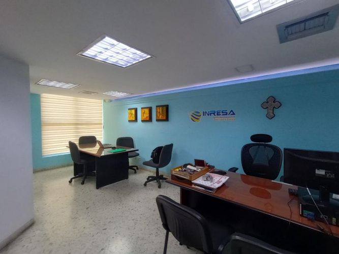 Edificio en venta en Popular, Cali, 100 m² · foto 11 de 24