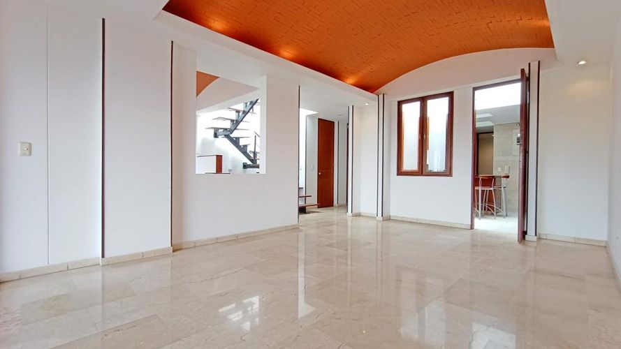 Apartamento en venta en Altos De Menga, Cali · foto 7 de 24