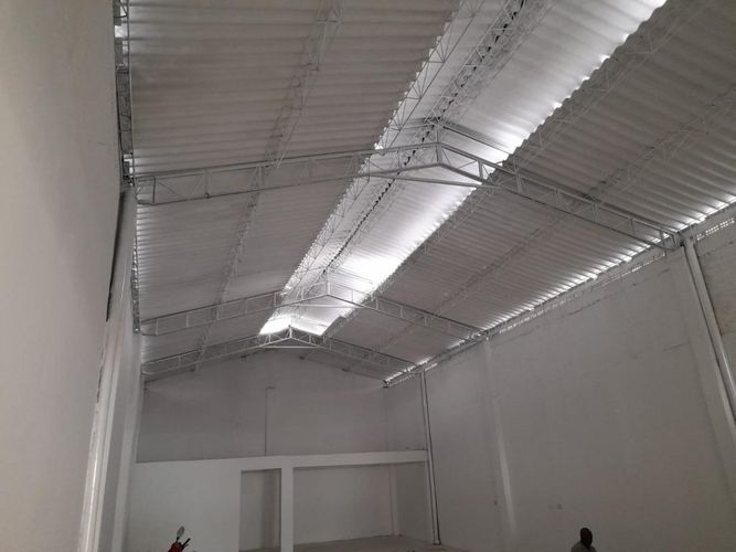 Bodega en venta en Guayaquil, Cali, 200 m² · foto 8 de 19