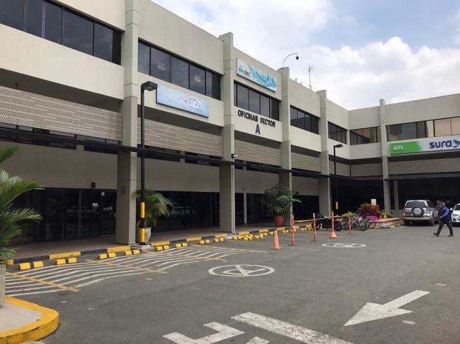 Oficina en arriendo en La Flora, Cali, 278 m² · foto 24 de 24