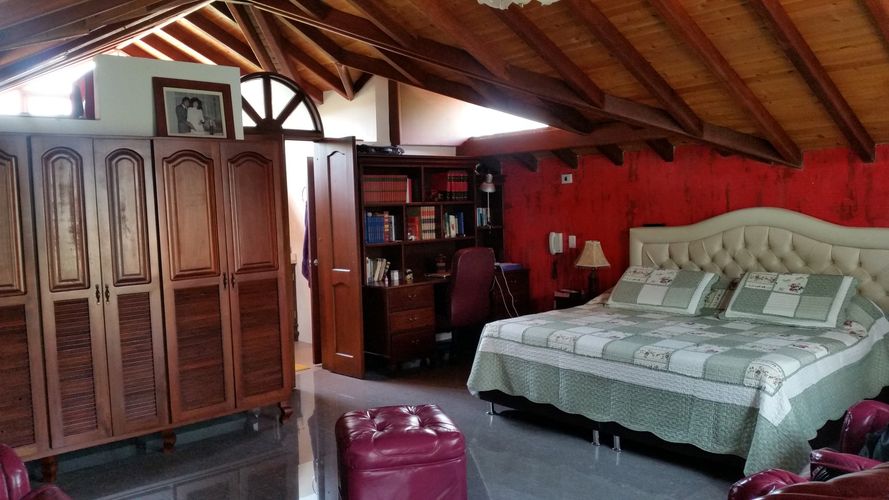 Casa de 6 alcobas en venta en Terrazas De Menzuli, Piedecuesta, 800 m² · foto 11 de 24