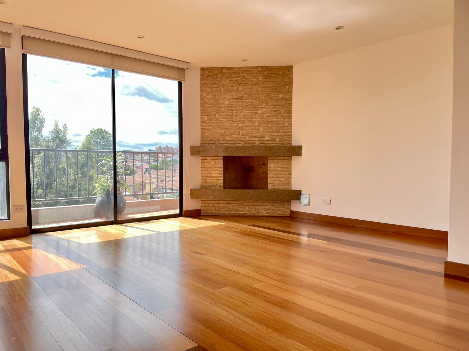 Apartment for rent in Alhambra, Bogotá