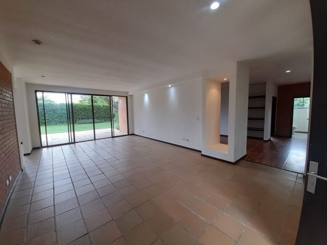 Casa de 4 alcobas en venta en La Morada, Jamundí, 265 m² · foto 7 de 24