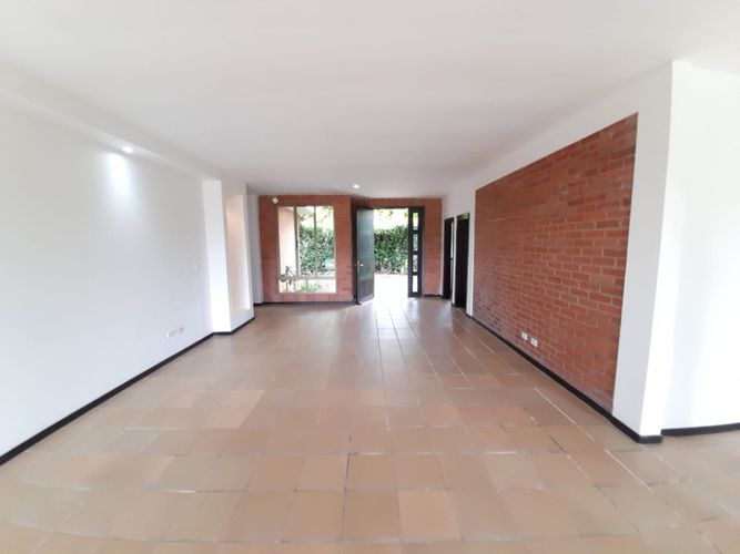 Casa de 4 alcobas en venta en La Morada, Jamundí, 265 m² · foto 10 de 24
