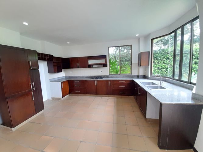 Casa de 4 alcobas en venta en La Morada, Jamundí, 265 m² · foto 12 de 24