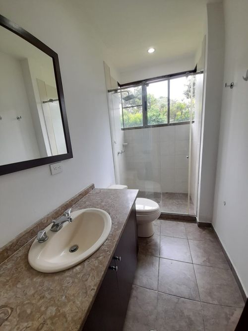 Casa de 4 alcobas en venta en La Morada, Jamundí, 265 m² · foto 22 de 24
