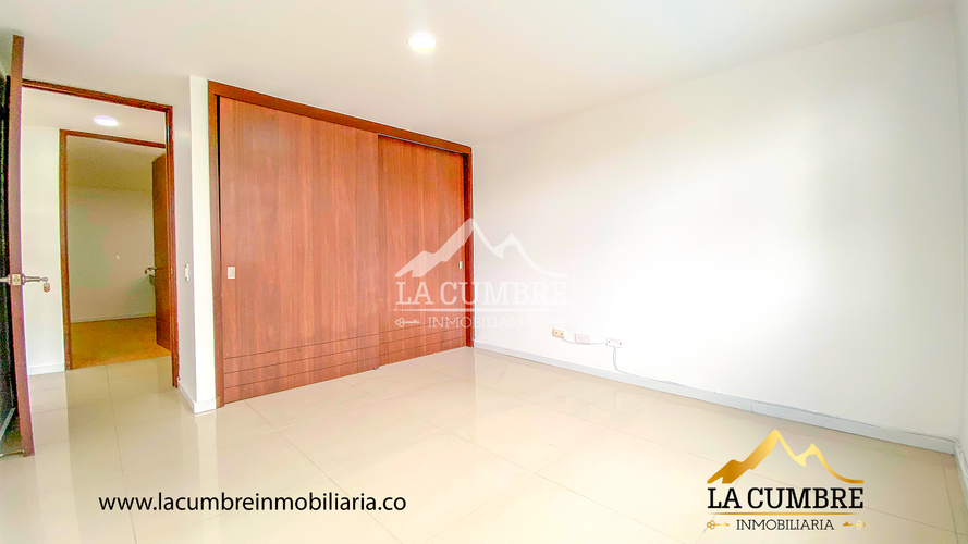 Apartamento de 3 alcobas en arriendo en Los Balsos, Medellín, 110 m² · foto 10 de 14