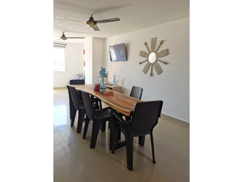 Apartamento en venta en Rodadero, Santa Marta · foto 3 de 10