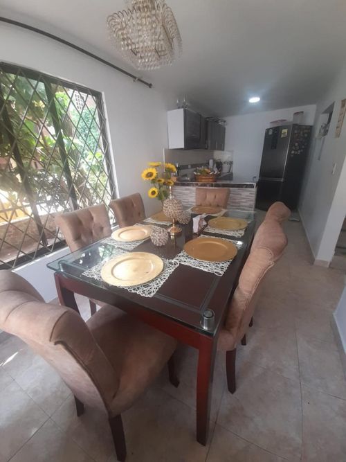 Casa de 5 alcobas en venta en Primero De Mayo, Cali, 300 m² · foto 4 de 24