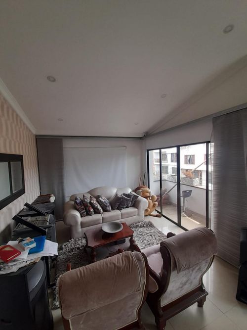 Casa de 5 alcobas en venta en Primero De Mayo, Cali, 300 m² · foto 18 de 24