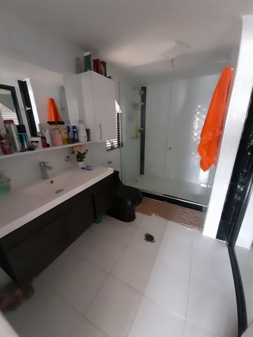 Casa de 5 alcobas en venta en Primero De Mayo, Cali, 300 m² · foto 23 de 24