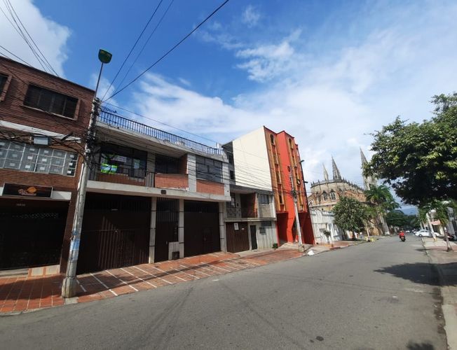 Bodega en venta en San Francisco, Bucaramanga, 522 m² · foto 2 de 24