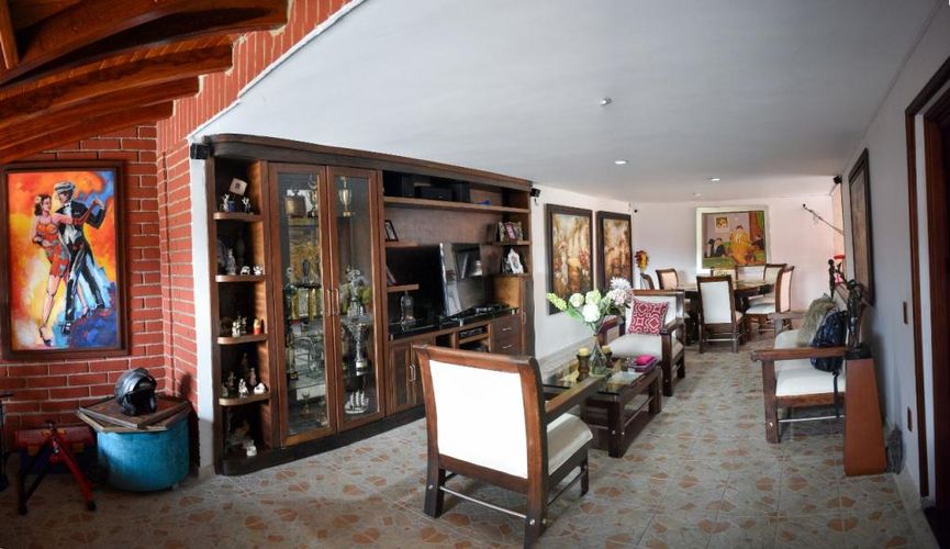 Casa de 4 alcobas en venta en Lagos Del Cacique, Bucaramanga, 380 m² · foto 8 de 24