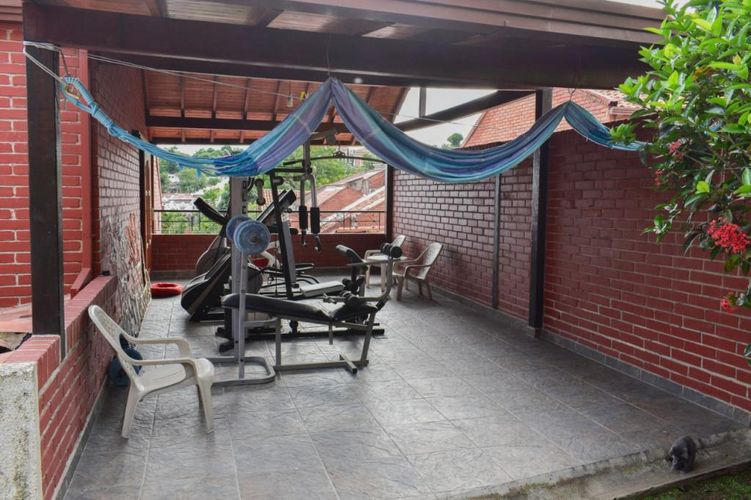 Casa de 4 alcobas en venta en Lagos Del Cacique, Bucaramanga, 380 m² · foto 11 de 24