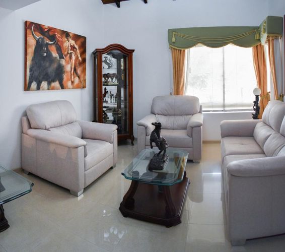 Casa de 4 alcobas en venta en Lagos Del Cacique, Bucaramanga, 380 m² · foto 13 de 24