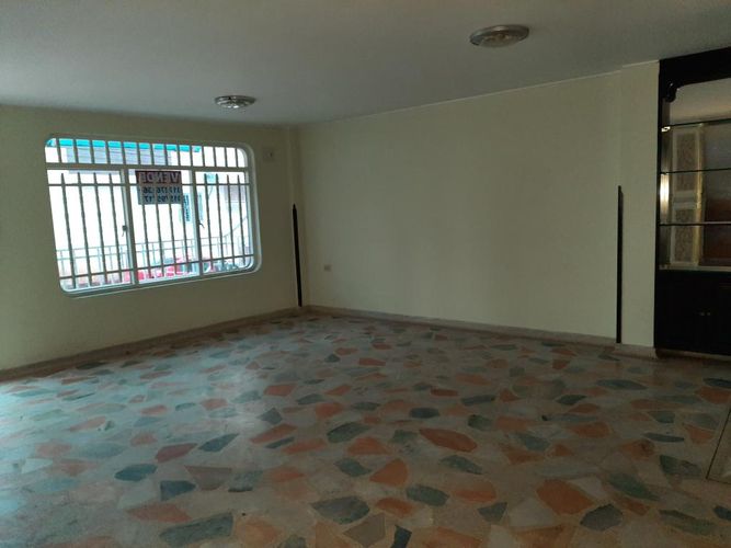 Casa de 4 alcobas en venta en Asturias, Bucaramanga, 99 m² · foto 3 de 24