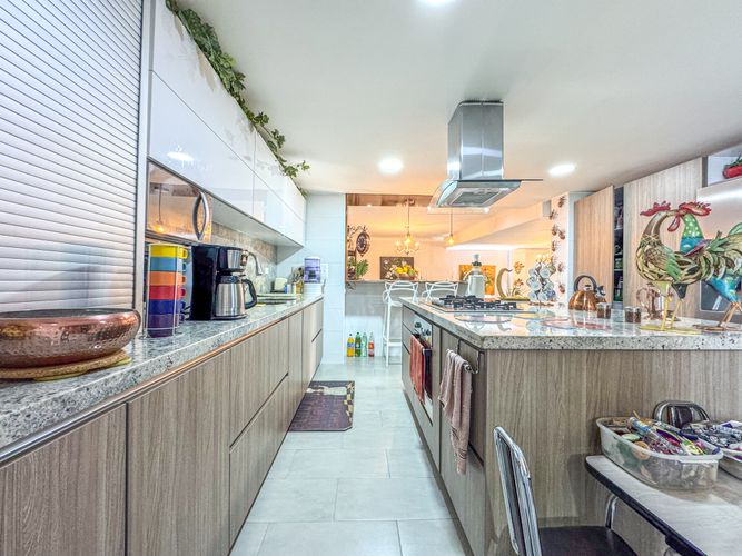 Apartamento de 4 alcobas en venta en Sotomayor, Bucaramanga, 175 m² · foto 8 de 20