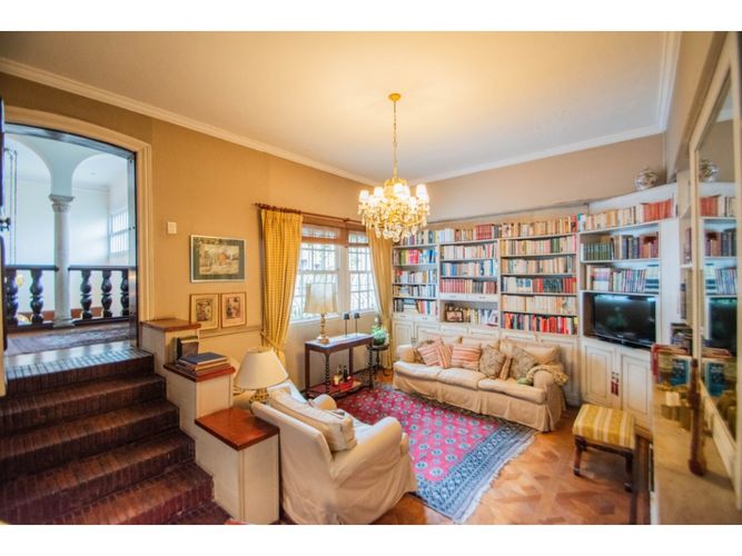 Casa de 7 alcobas en venta en La Magdalena, Bogotá, 844 m² · foto 14 de 24