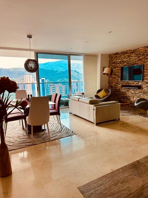 Apartamento de 2 alcobas en venta en Aves Maria, Sabaneta, 119 m² · foto 2 de 24