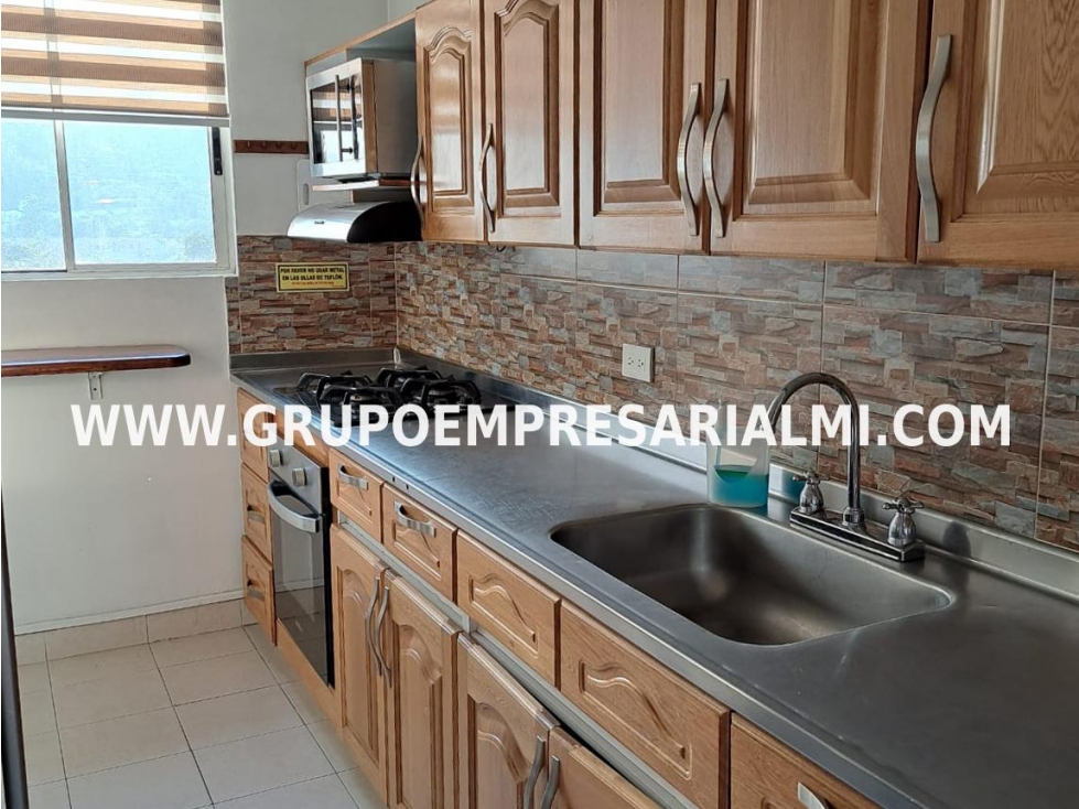 Apartamento en venta en Rodeo Alto, Medellín 3